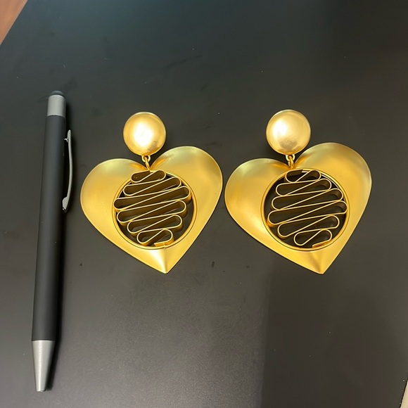 Zara Heart Earrings - Picture 3 of 4